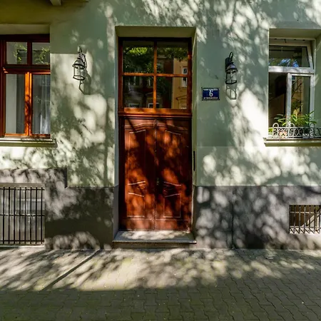 Kazimierz Friendhouse Apartments-2